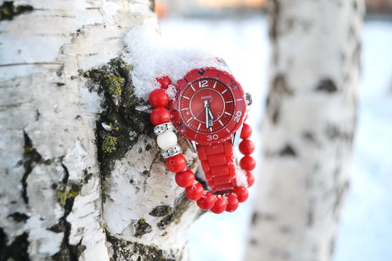 Волшебство красного - часы Fossil и браслет Anna Slavutina