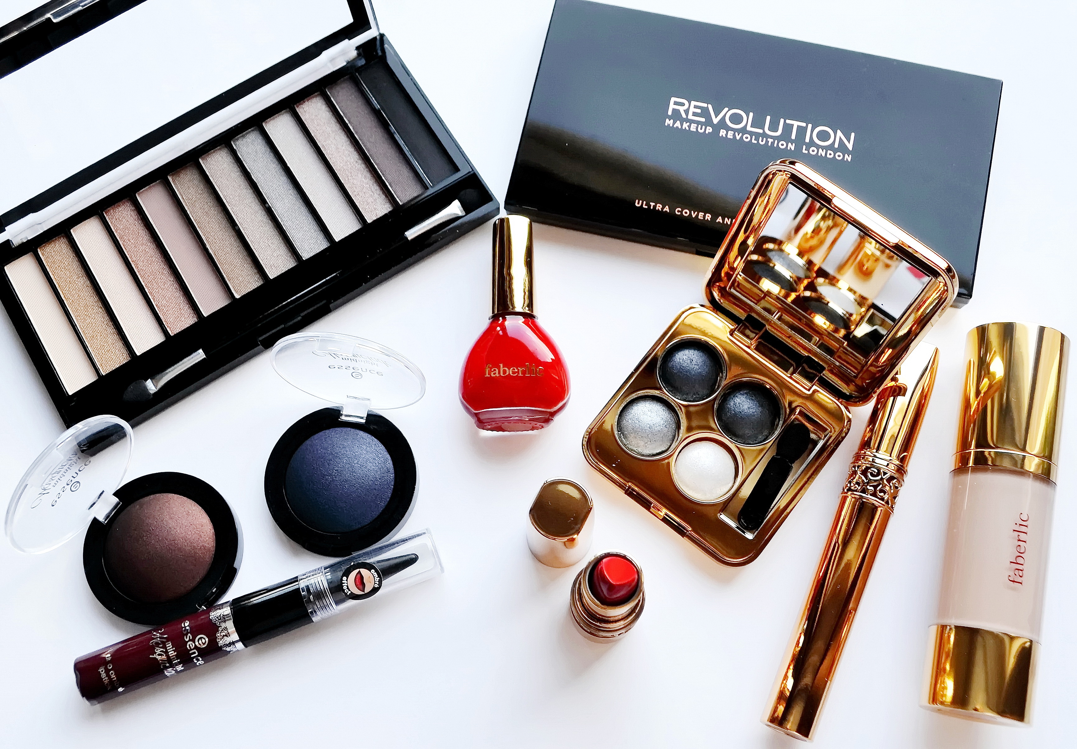 Новые коллекции макияжа: Makeup Revolution, Faberlic, Essence