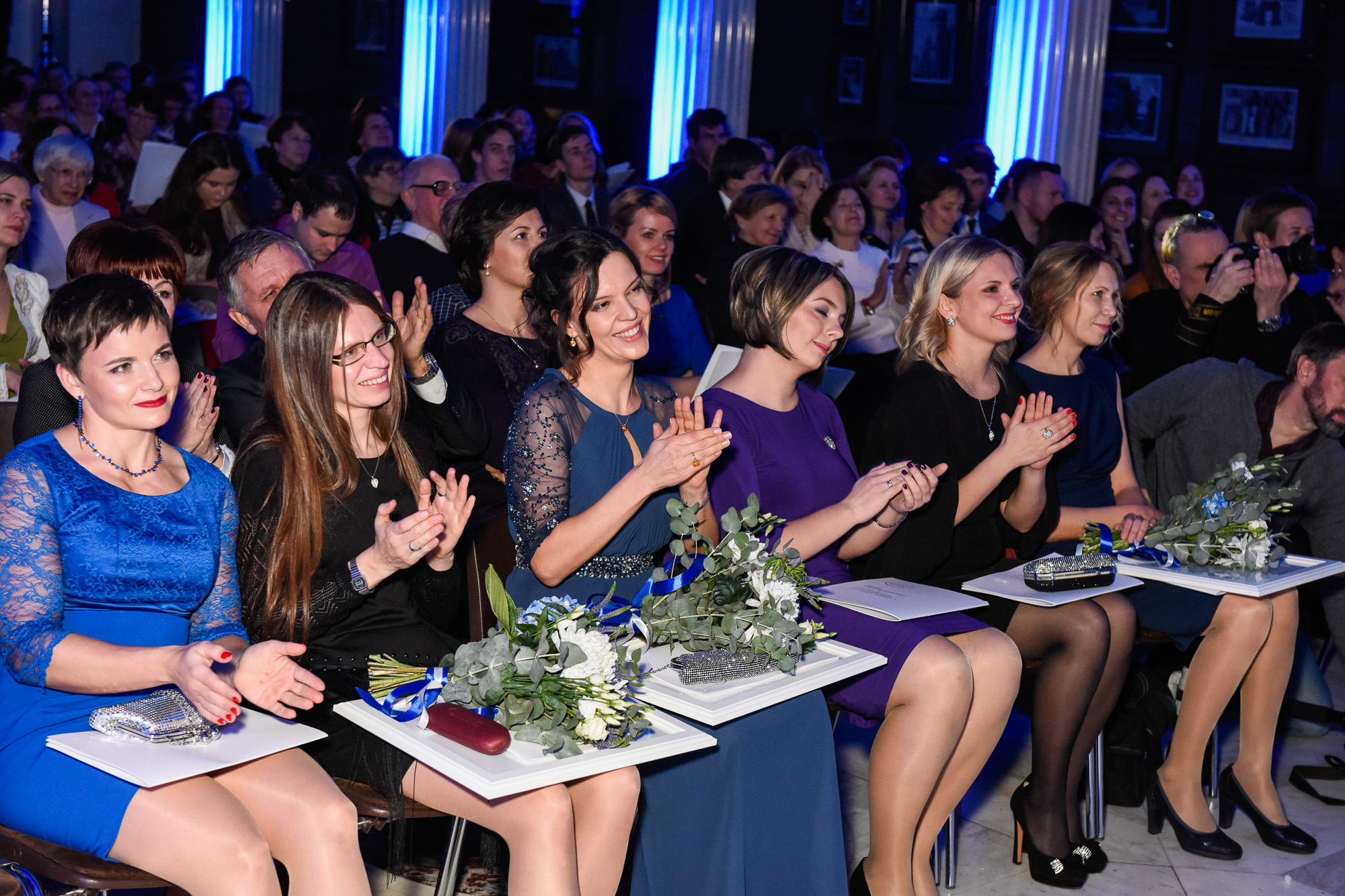 10-я юбилейная церемония вручения национальных стипендий L'ORÉAL-UNESCO «Для женщин в науке»